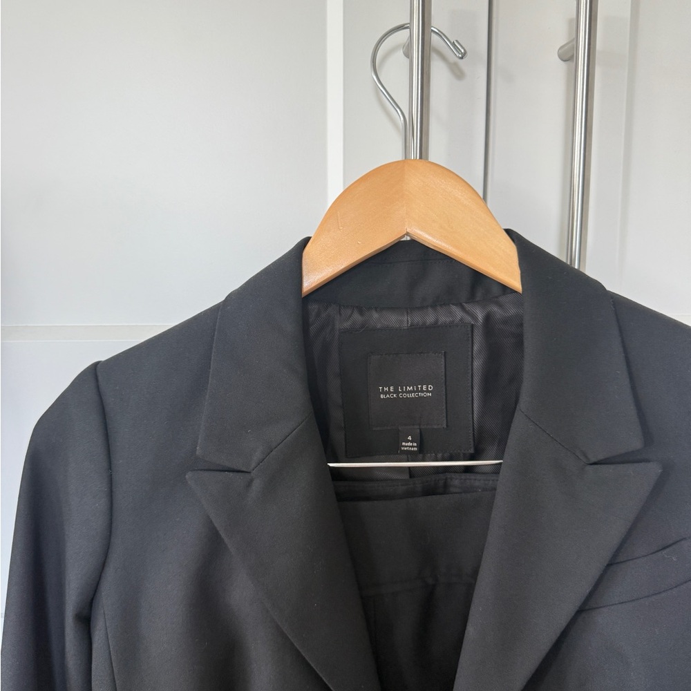The Limited 3 piece suit